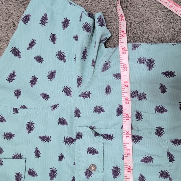 Eddie Bauer Leaf Print Nylon Blend Hiking Outdoor Top Short Sleeve Button Down - Picture 4 of 9